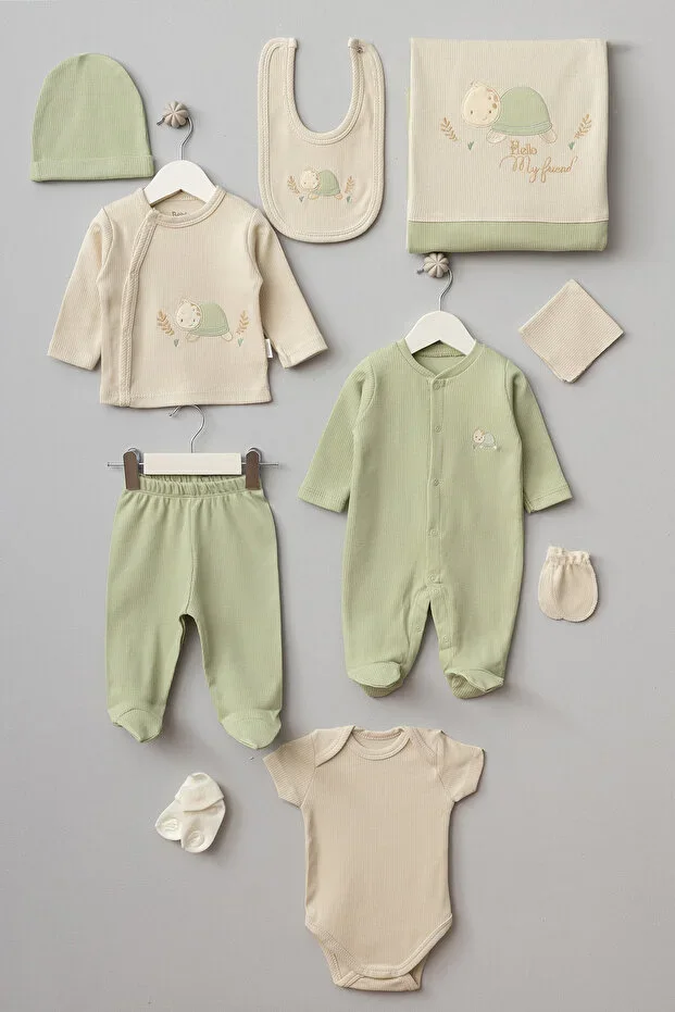 Turtle Patterned 10-Piece Boxed Newborn Hospital Exit Set