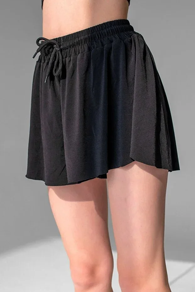 la & vetta Black Loose Fit Shorts with Tights