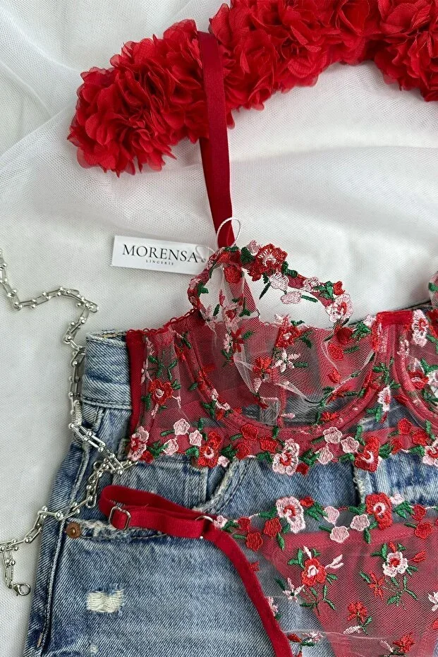 Floral Underwired Lace Bra Set Red
