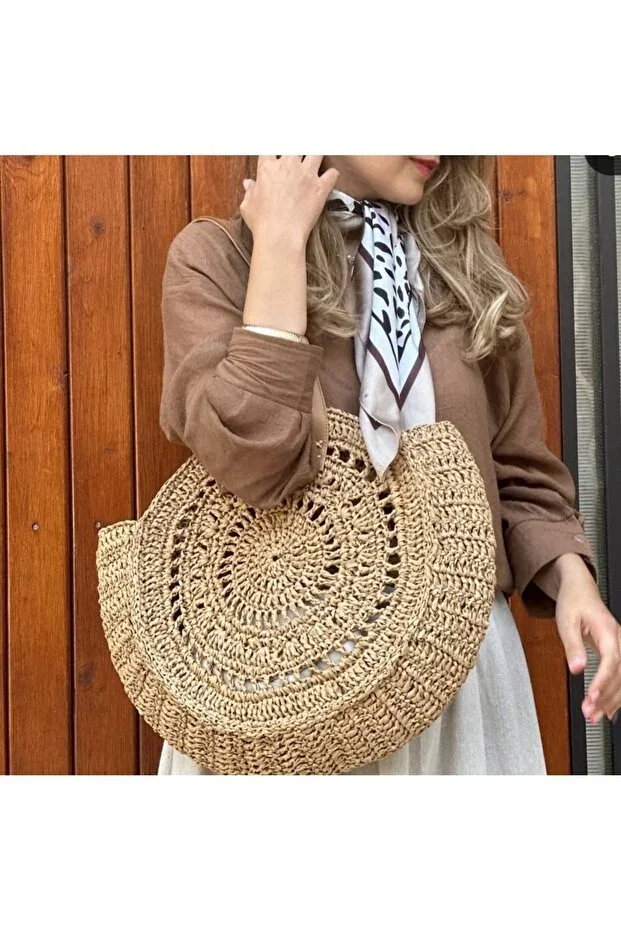 Lux Hand Knitted Leather Strap Paper Rope Oval Women's Shoulder Bag (Color Straw)