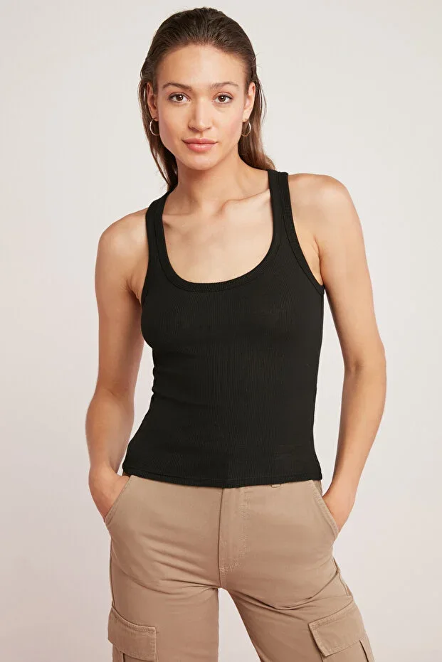 LILL'ESOL Women's Ribbed Look Thick Strap Basic Black Blouse Tank Top