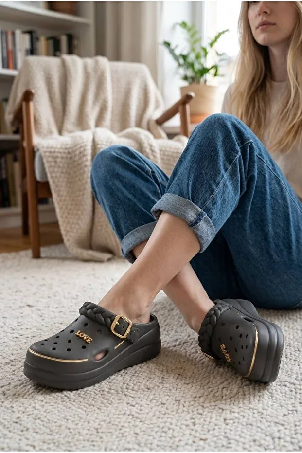 High Sole EVA Clog Suitable for Hospital, Garden, Pool, Daily Use