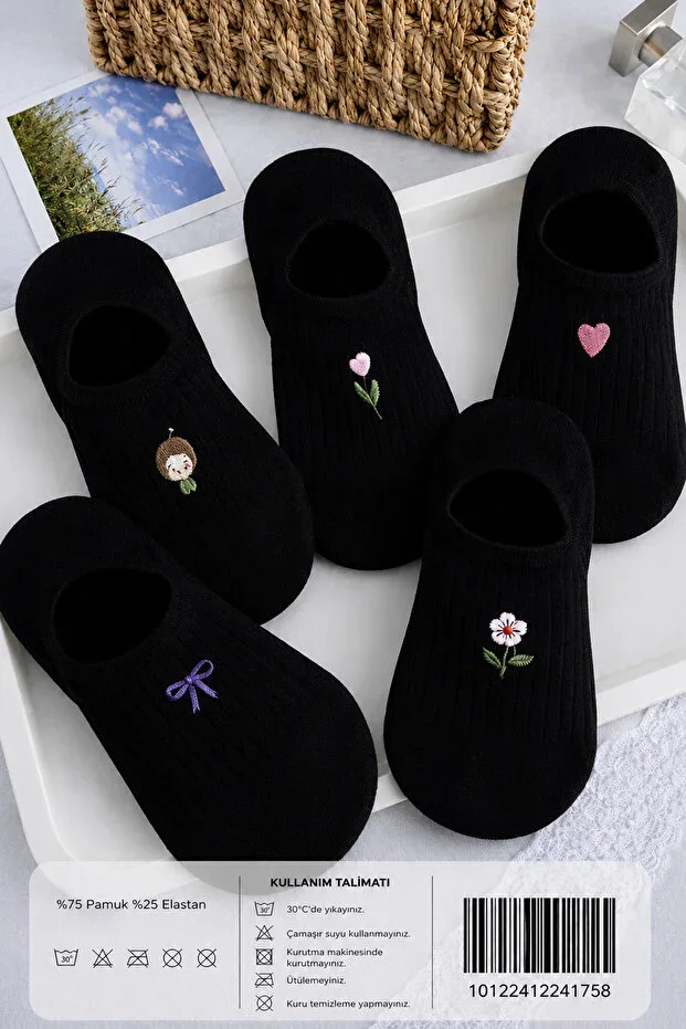 Women's 5 Pairs Premium Quality Bow Flower and Heart Pattern Invisible Ankle Socks Black