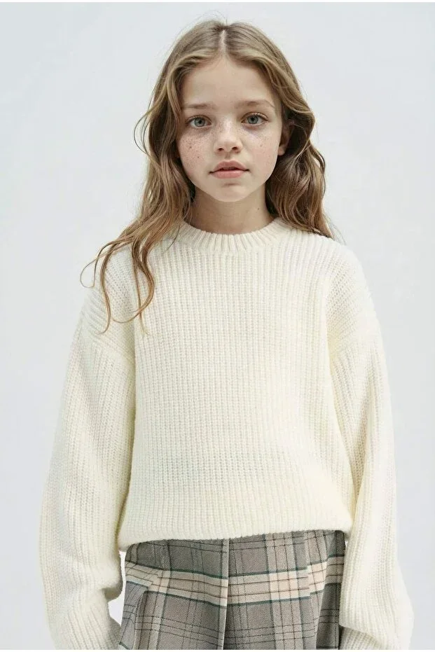 Standard Fit Crew Neck Tricot Sweater Girls C6909A825AU