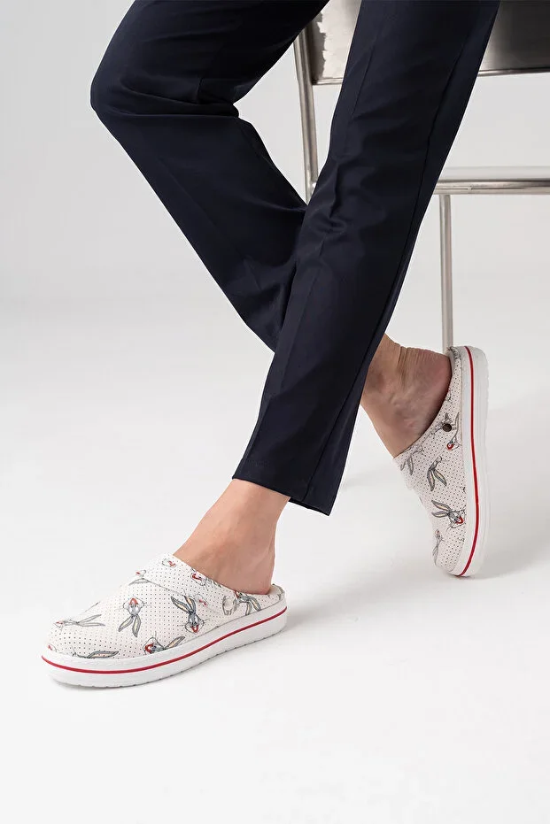 Famous Rabbit Patterned Classic Greys Life Women's Orthopedic Clog Slippers Doctor Nurse Hospital Slippers