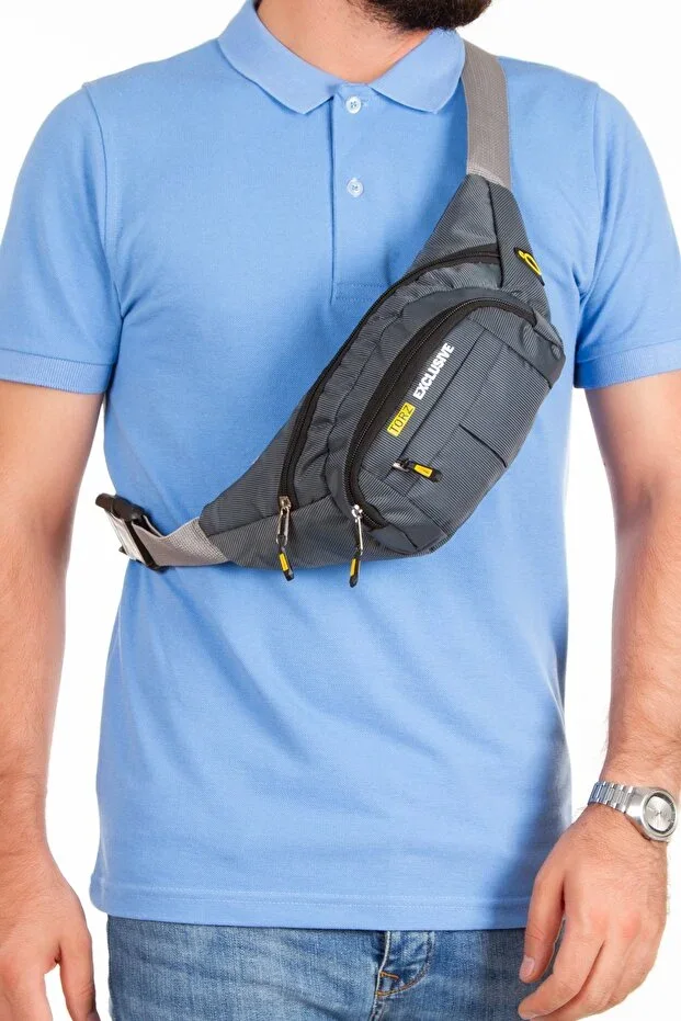 Men's Waist Bag Cross Waterproof Fabric Chest Cross Bag with Headphone Output