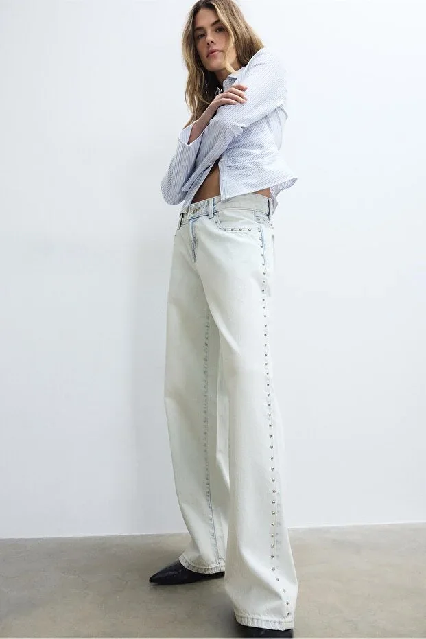 Stradivarius WIDE-LEG LOOSE STUDDED JEANS