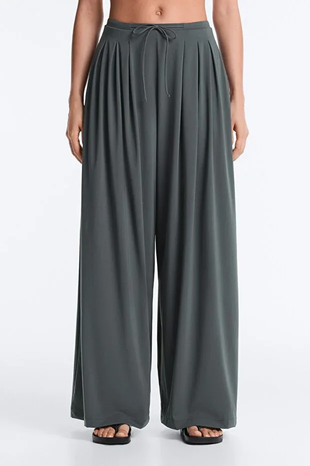 Oysho Light Touch Wide Leg Trousers