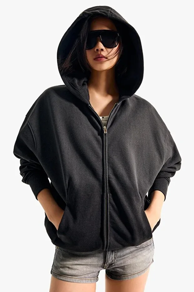 Oversize hooded zip-up sweatshirt