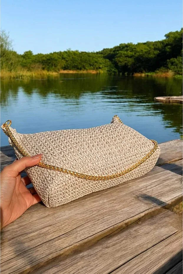 Women's Zigzag Knit Straw Cream Gold Chain Handbag and Shoulder Bag