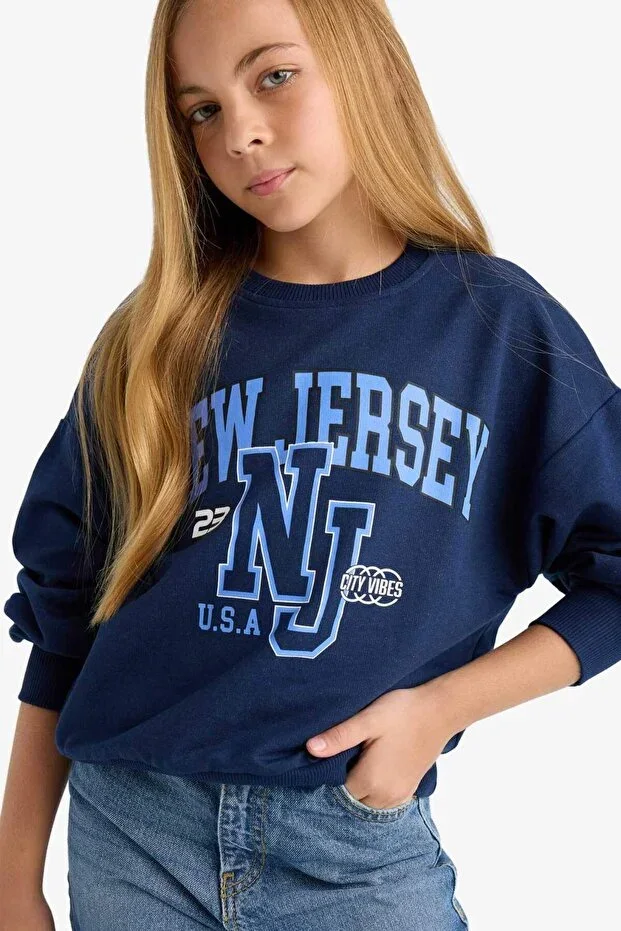 Relax Fit Crew Neck Printed Sweatshirt Girls E8894A825AU