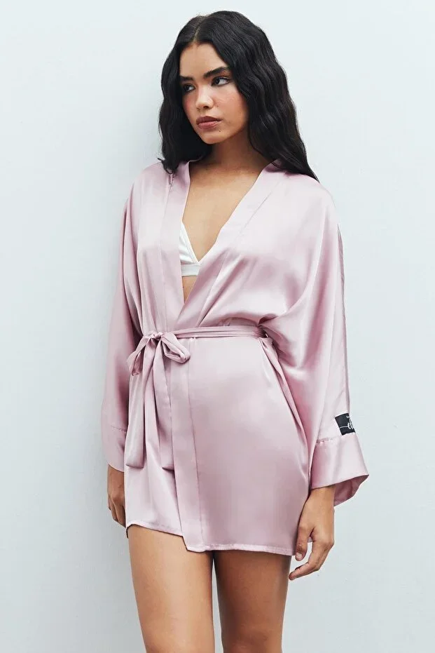 Fumée Gül Kurusu Short Satin Robe / Kimono