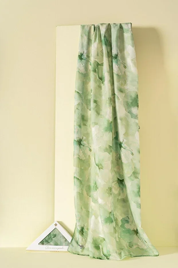 Women's Patterned Aquarelle Soft Shawl