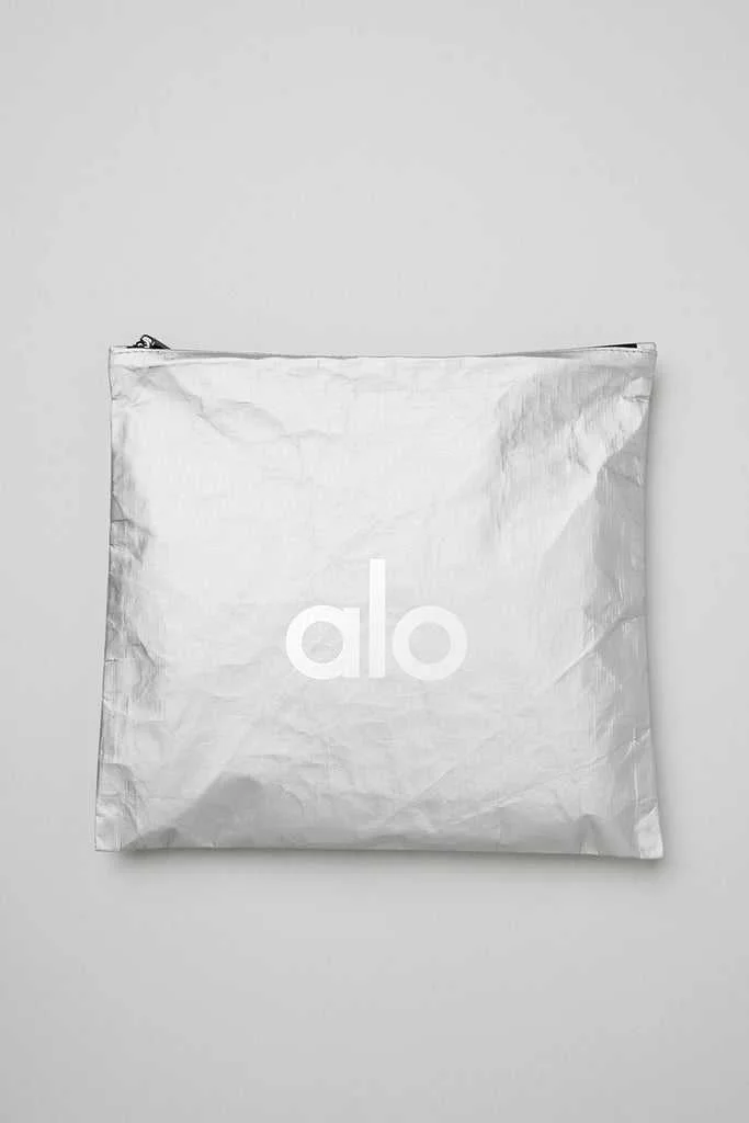 Alo Yoga Keep It Dry Fitness Zip Pouch Tote Bag Silver | MBGNX-3856