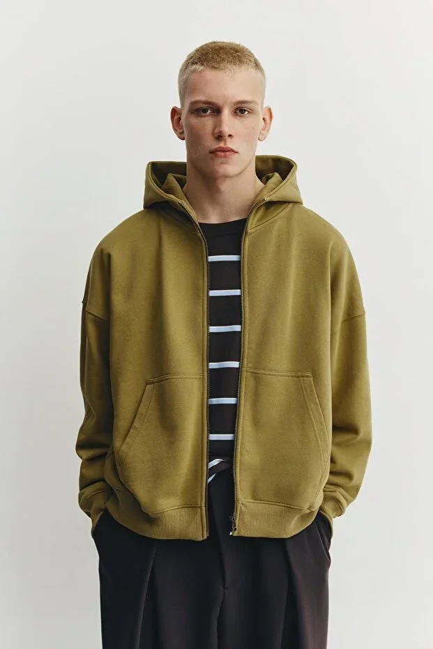 Zip-up hooded boxy sweatshirt
