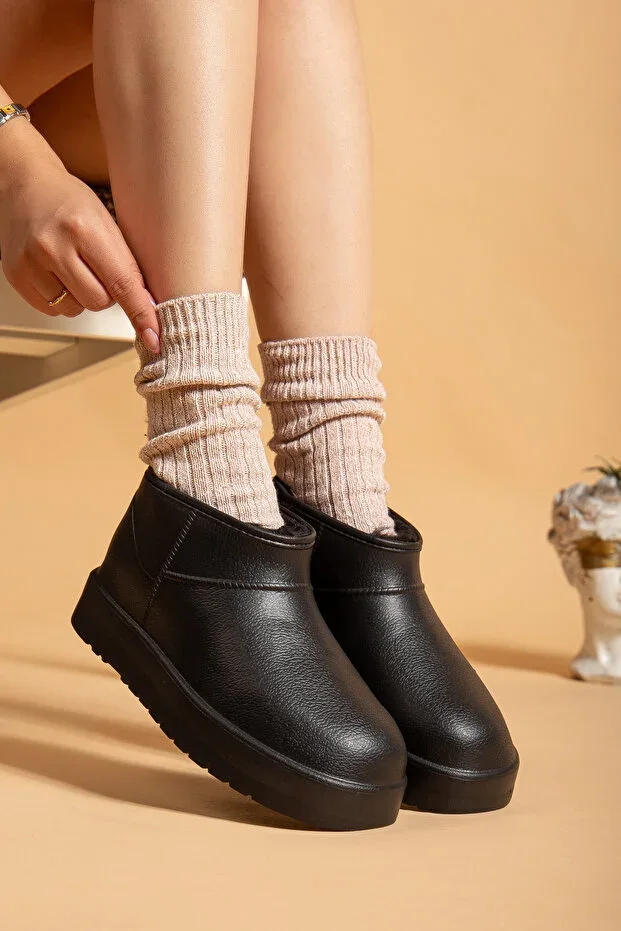 Women's Waterproof Furry Cold Weather Non-Slip Eva Sole Rain and Winter Boots