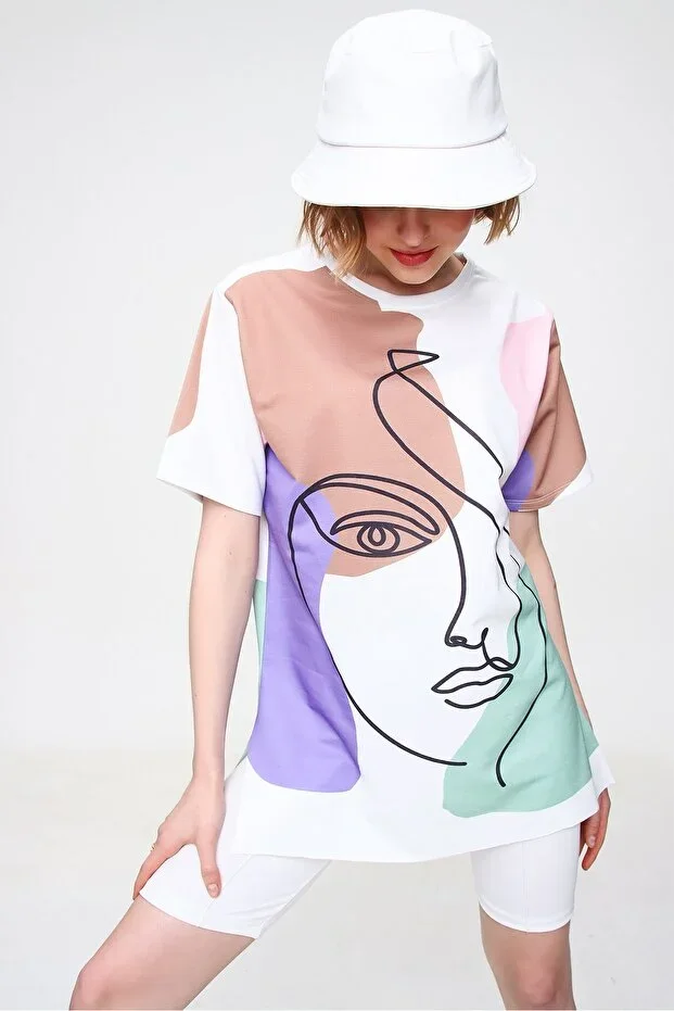 Women's Powder Bicycle Collar Digital Printed Side Slit Sweatshirt MDA-1106
