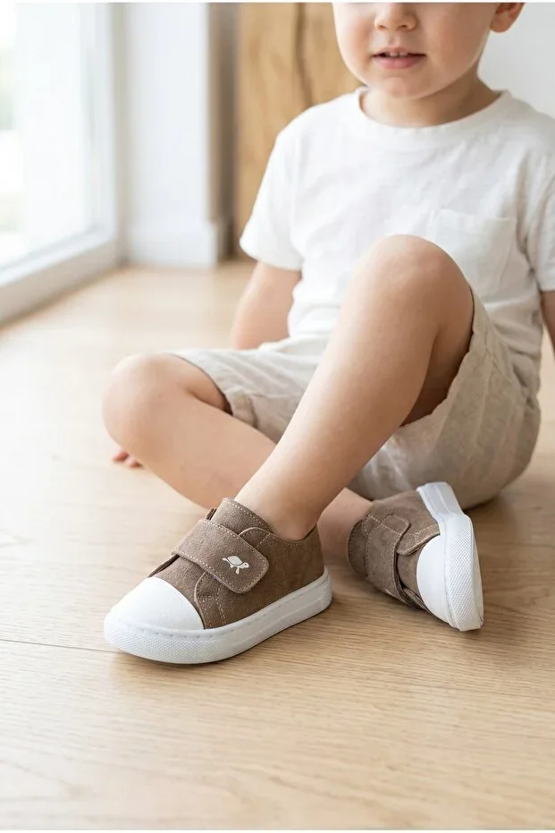 Tortie Unisex Kids Summer Velcro Lightweight Flexible Daily Sports Shoes (Size 21-26)
