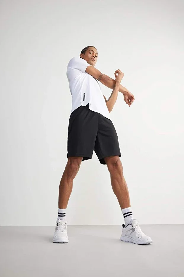Slim Fit Narrow Cut Athlete Standard Leg Shorts V3030AZ22AU