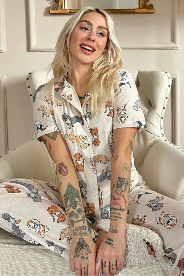 Labrador Pattern Short Sleeve Button-Front Women's Pajama Set