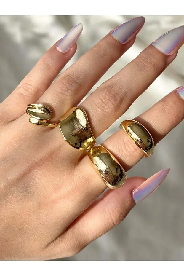 Women's Gold Color 4-Piece Design Ring Set