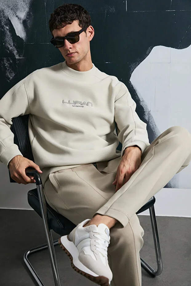 Dark Men's Sweatshirt Ecru