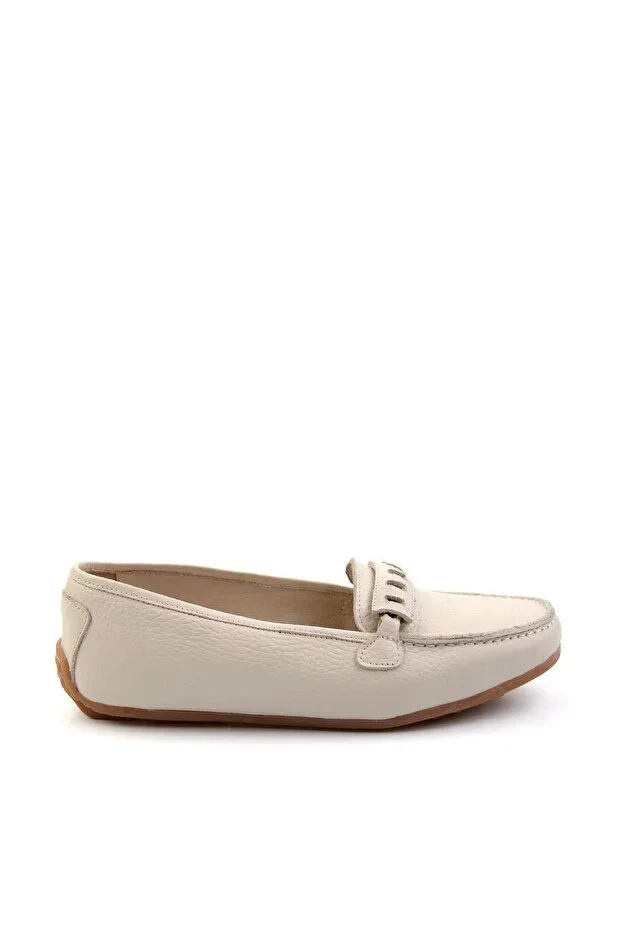 Cream Genuine Leather Women's Loafer Shoes K01087230403