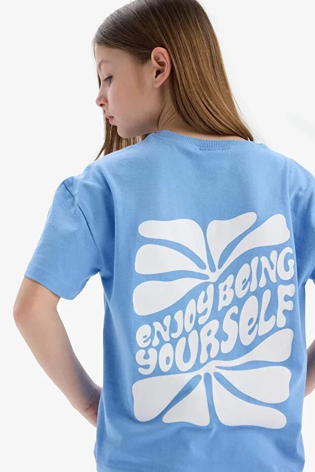 %100 Cotton Relax Fit Crew Neck Back Print Short Sleeve T-Shirt Girls E0354A825SM