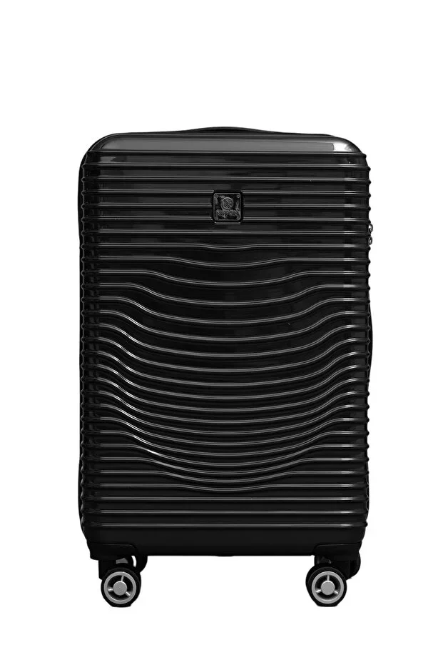 Polycarbonate suitcase medium size