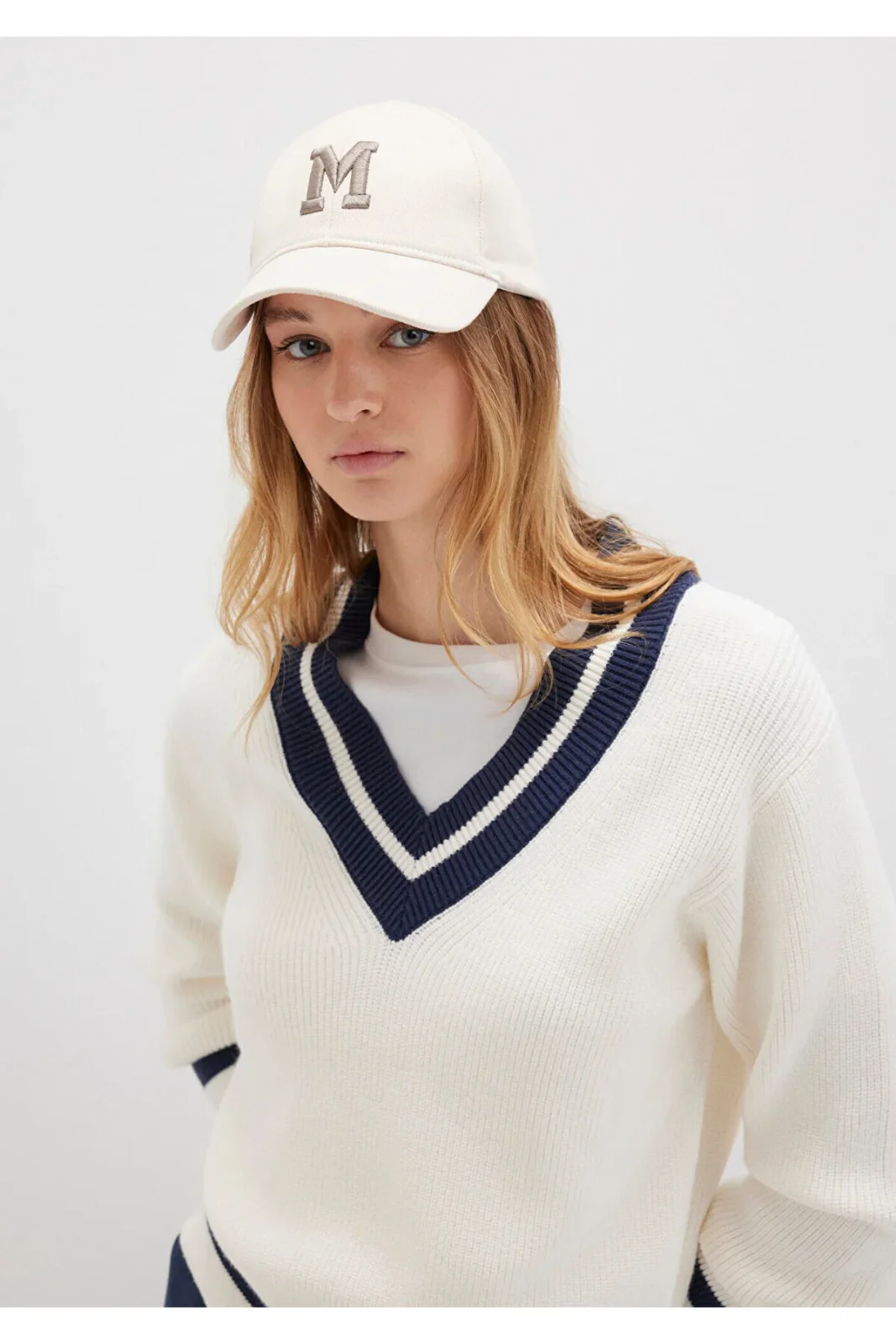 M Logo Embroidered Ecru Hat 1912255-30757