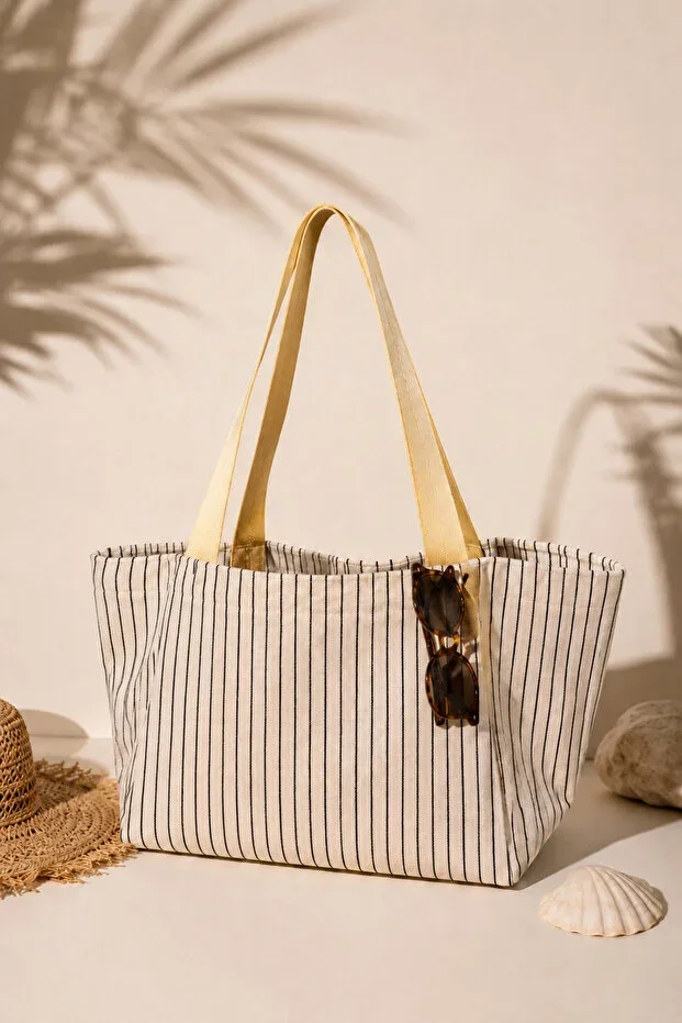 Striped Pattern Woven Beach Bag (Cream Handle)