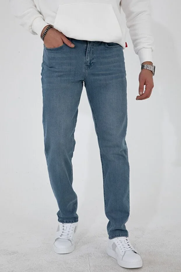 Men's Washed Blue Regular Fit Comfort Stretch Lycra Denim Jeans HLTHE003001