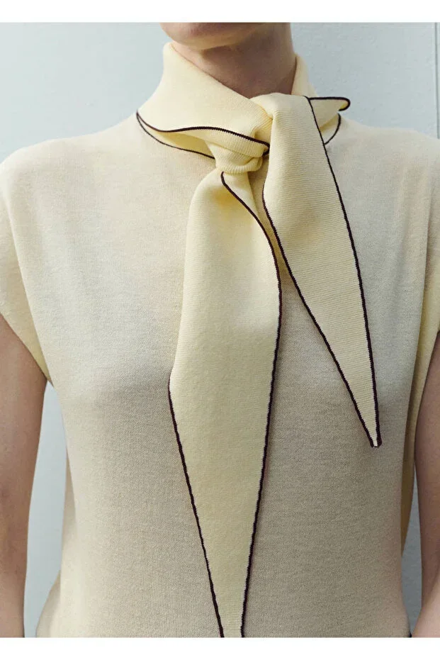 MANGO BLOUSE --