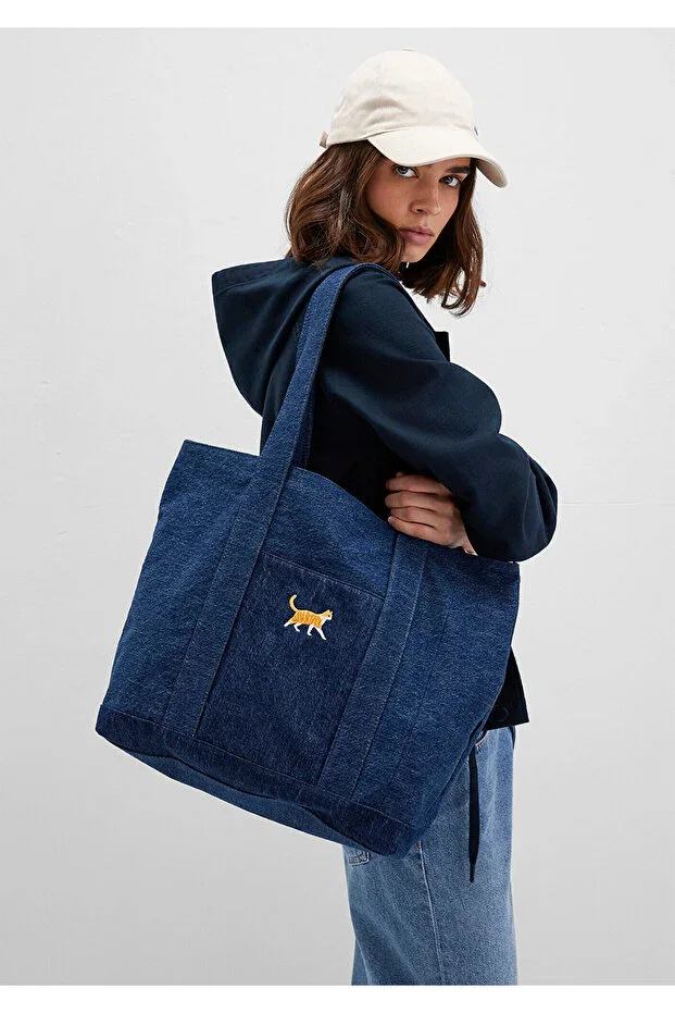 Cat Embroidered Denim Shoulder Bag 1913283-10241