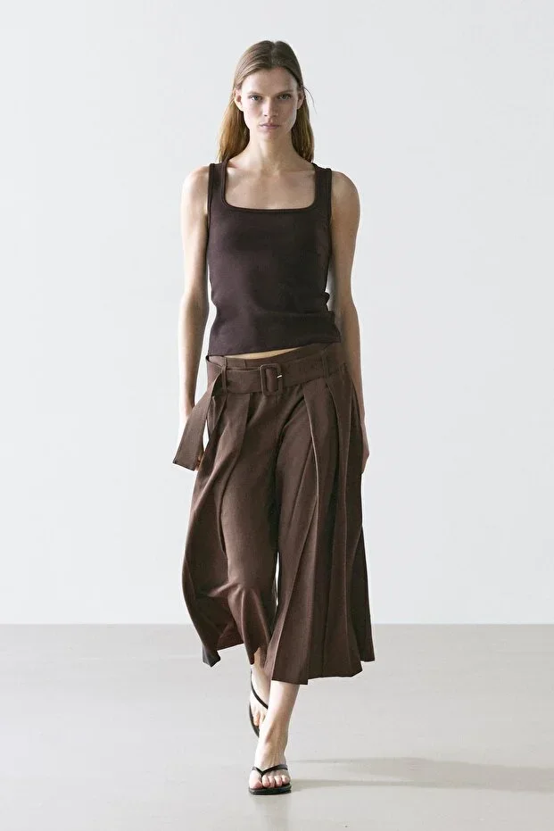 Pleated midi skirt shorts
