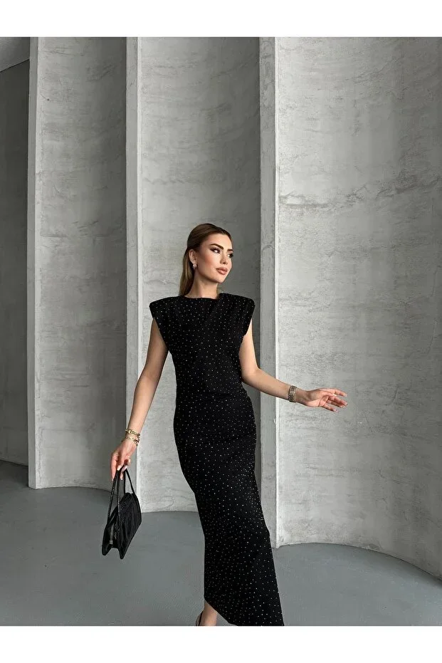 Moda Palmiss Women's Black Stone Detailed Shoulder Padded Midi Dress