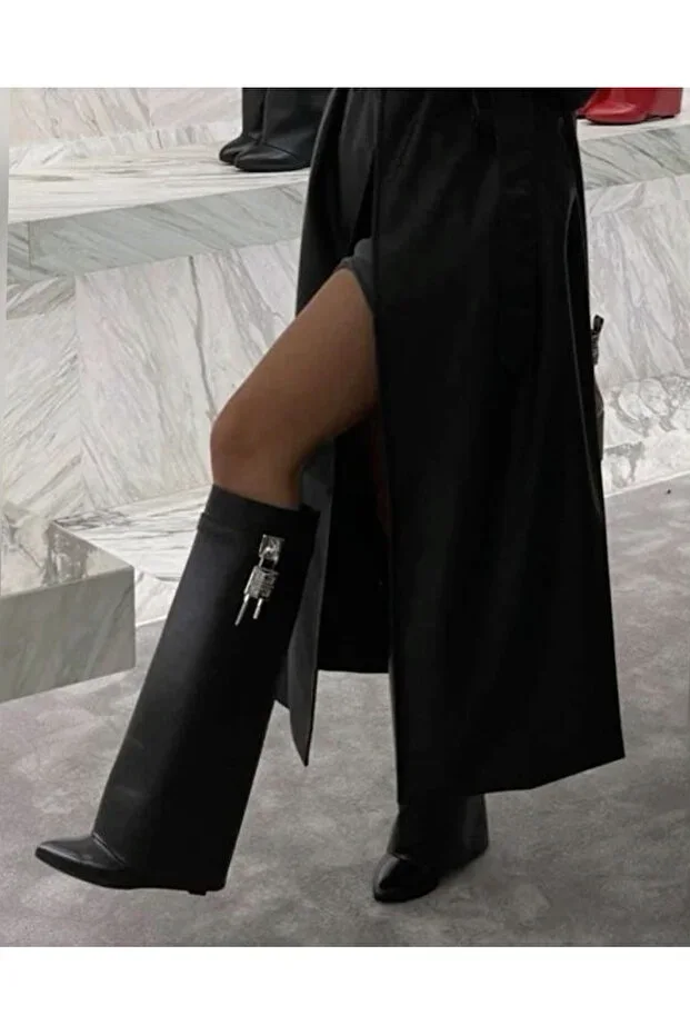 Black Leg Warmer Detail Heeled Boots