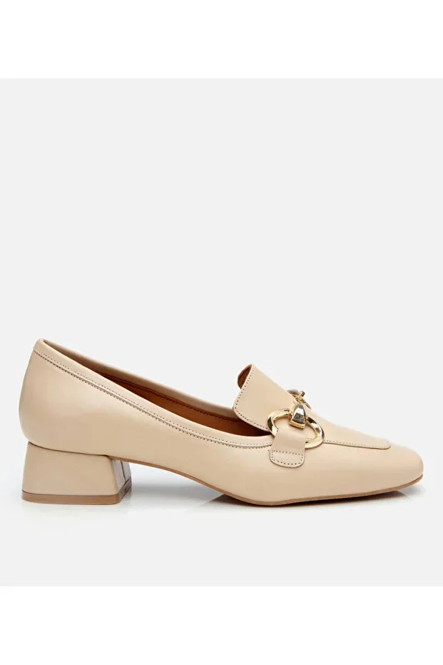 Women's Leather Beige Buckled Chunky Heel Classic Loafer