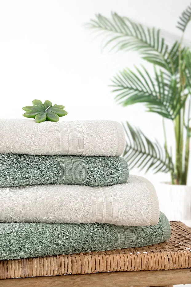 Angelina 4-Piece Bath Towel Set (50x90 cm/70x140 cm) - Ecru / Sage