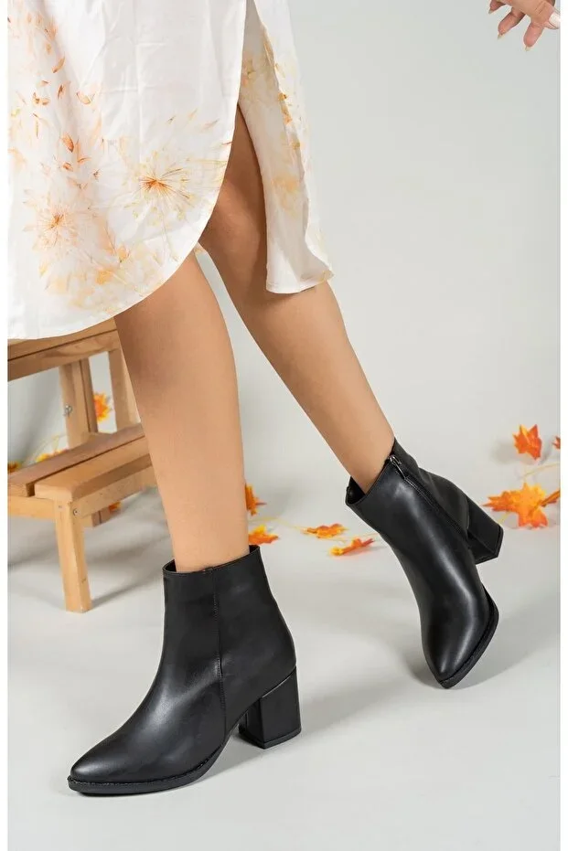 Black Leather Women's Boot 0012893s