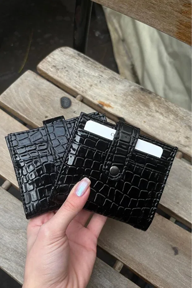 Black Women's Cardholder and Wallet