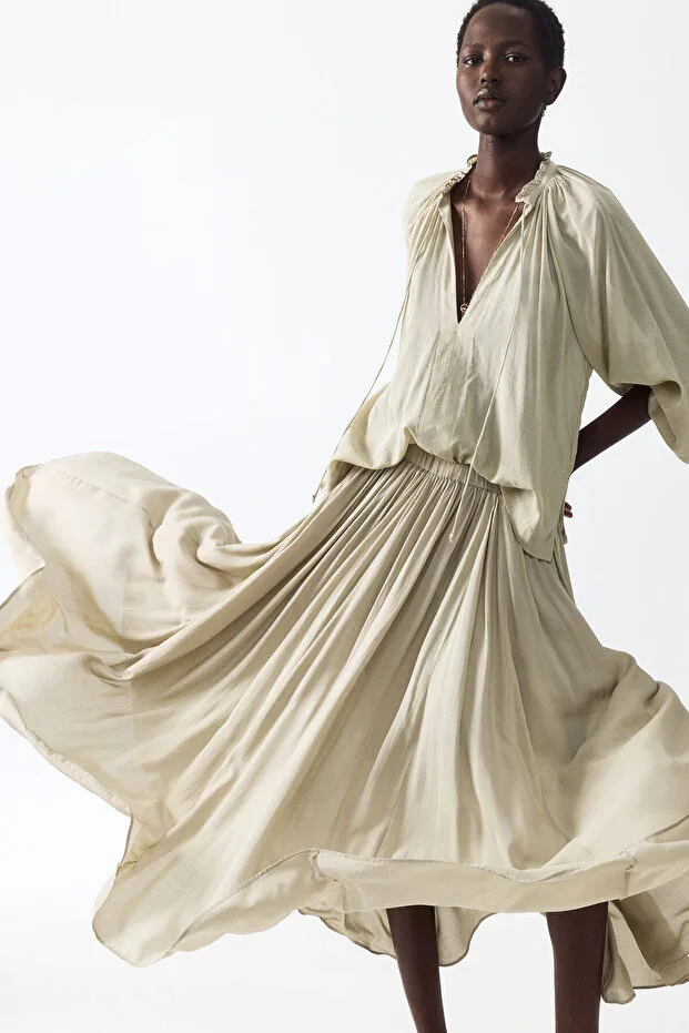 H&M Gathered Modal Skirt