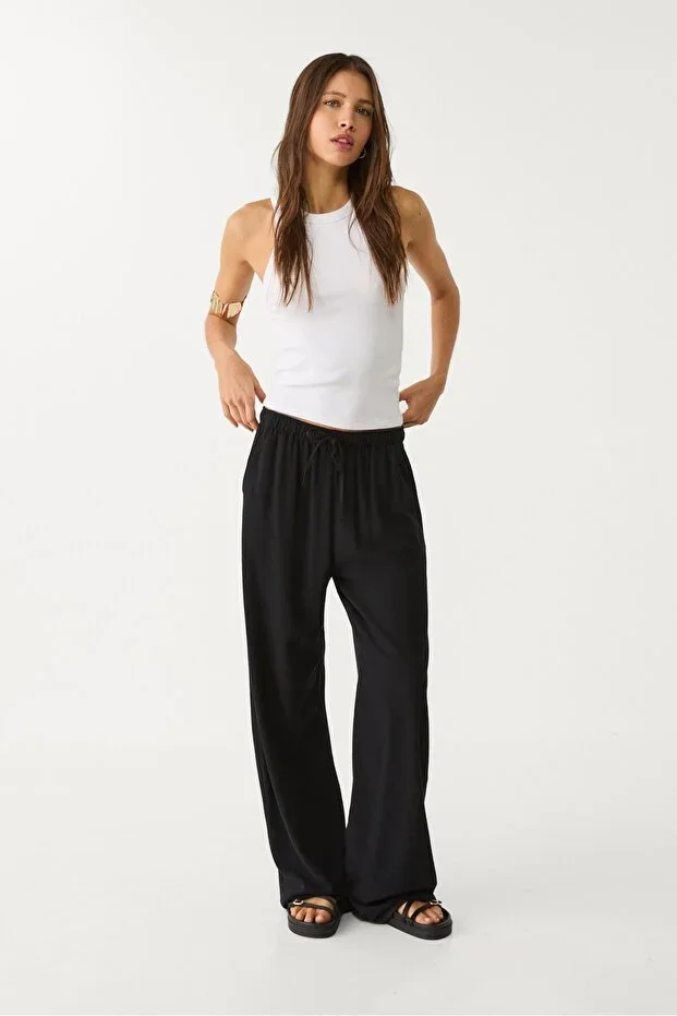 Stradivarius Linen Blend Relaxed Fit Trousers