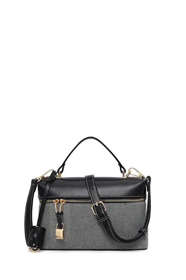 Women's Black Long Strap Shoulder Bag 26PBD216214