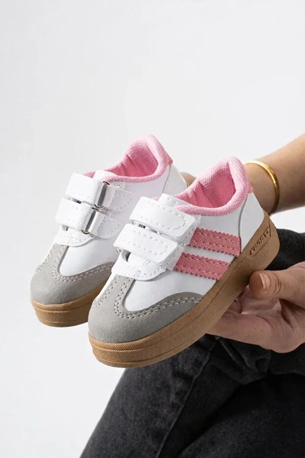 Powder Children's Light-Up Sports Shoe Sneaker