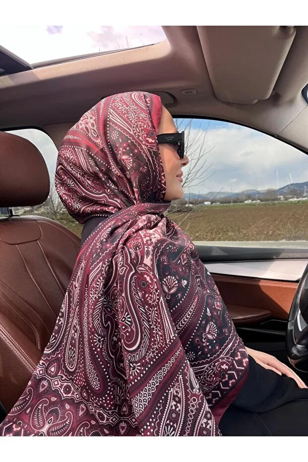 Ethnic Retro Pattern Cotton Burgundy Scarf