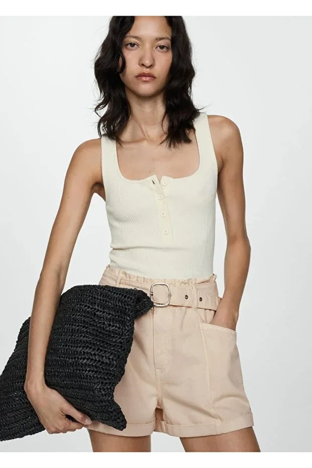 Denim shorts with belt