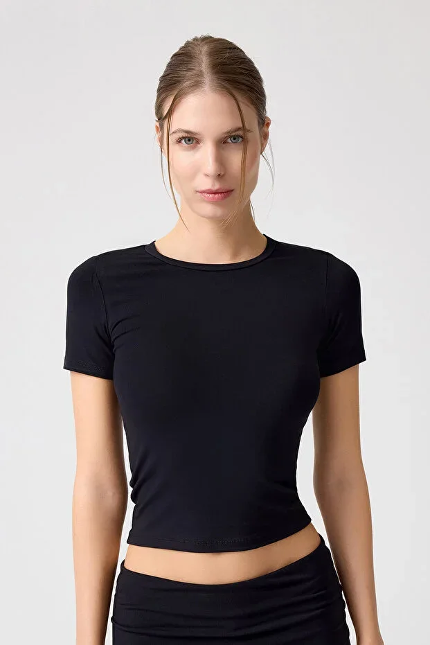 x Melodi Black Fitted Short T-shirt