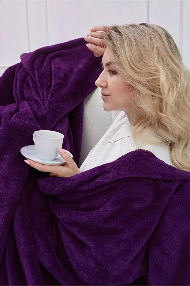 Deluxe Wellsoft TV Blanket - 4 Seasons Plush Fleece Blanket Purple 100x150 Cm