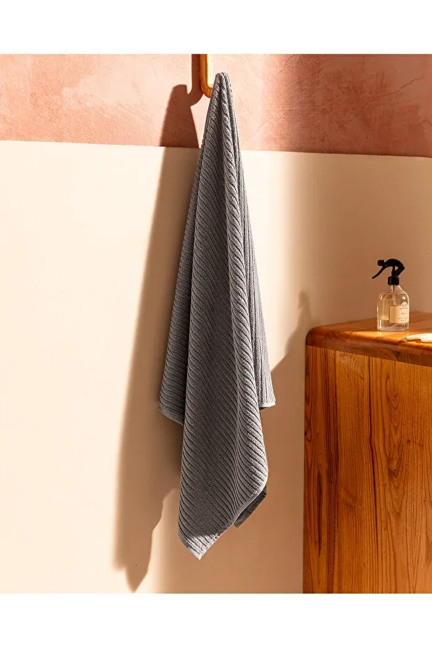 Carla Bath Towel